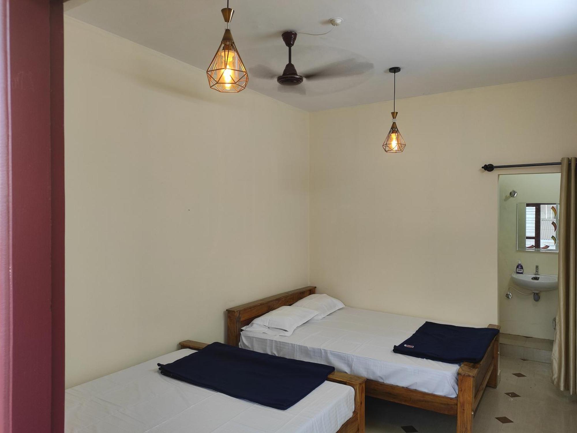 Nest Inn Service Rooms Chikmagalūr Екстериор снимка