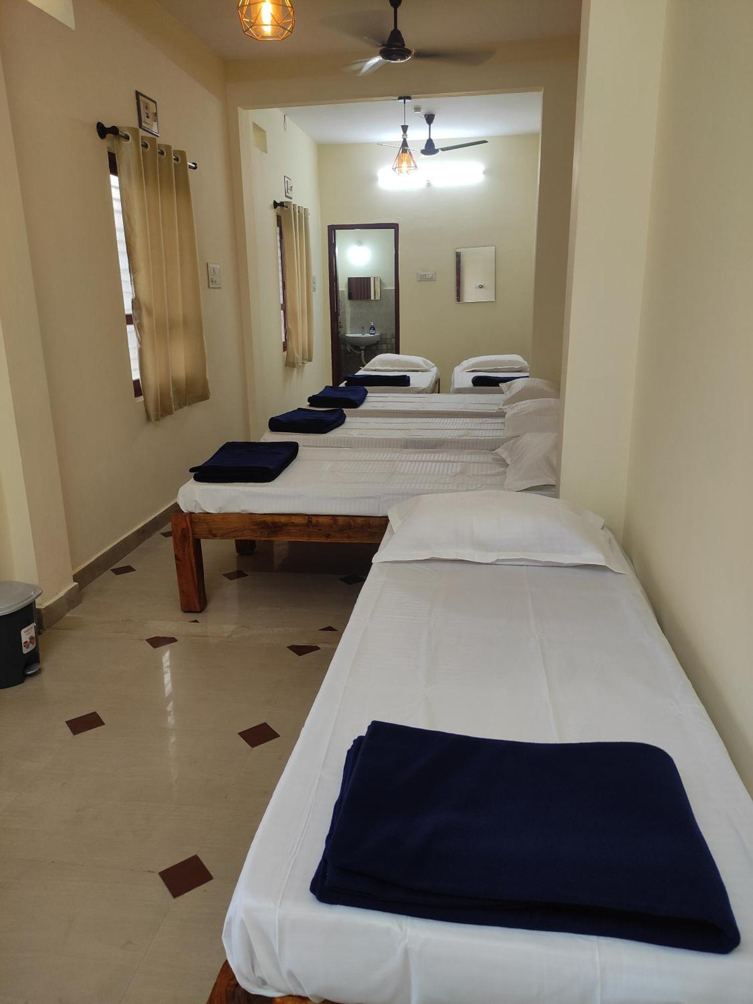 Nest Inn Service Rooms Chikmagalūr Екстериор снимка